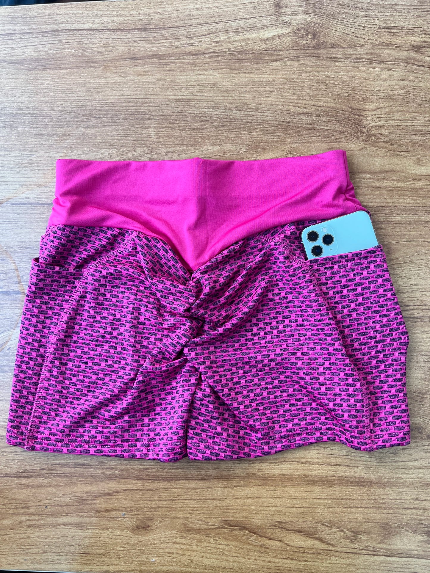 Women elasticity gym shorts with pockets hip lifting running yoga leggings short high waist Breathable quick dry sports shorts