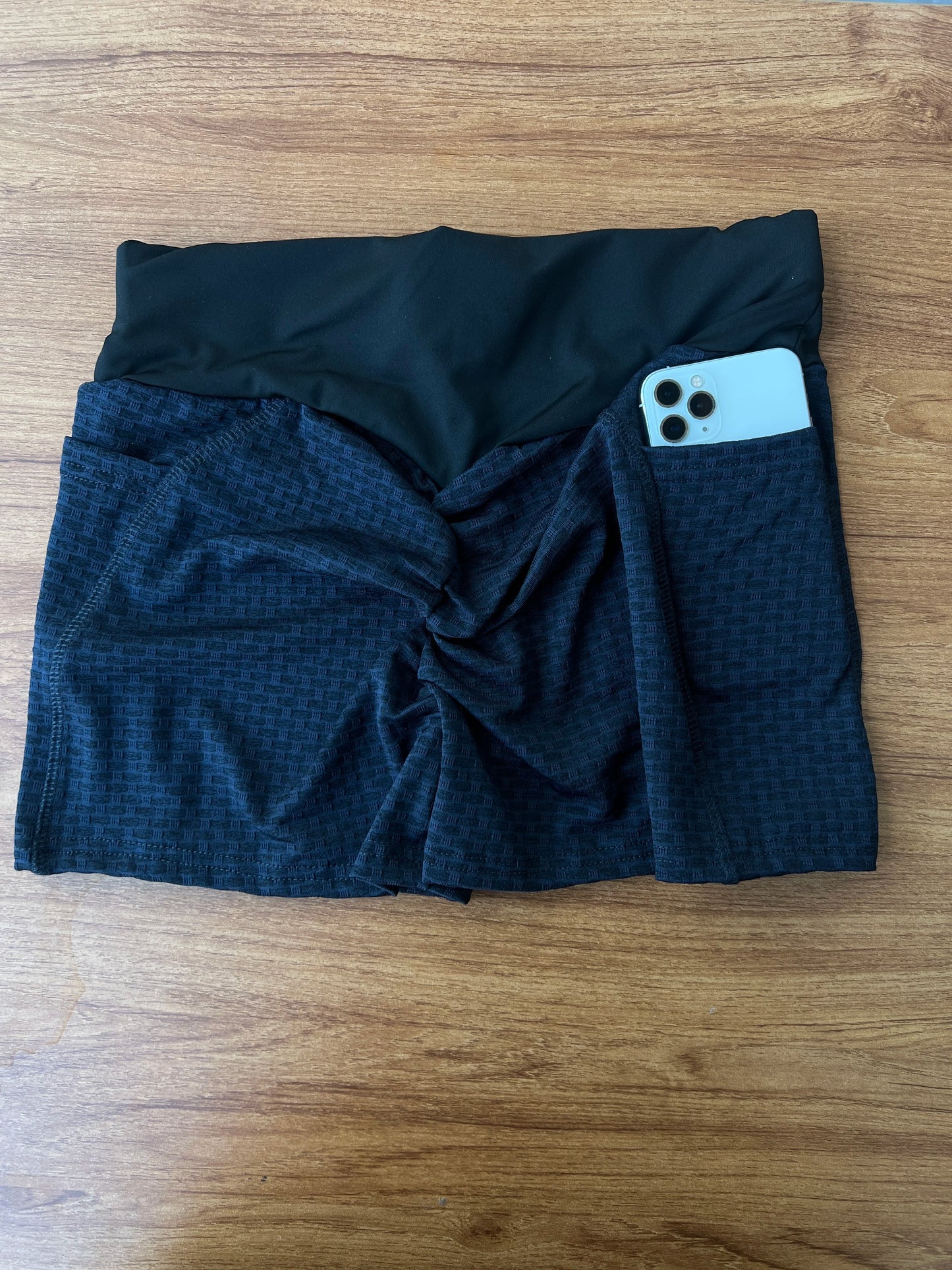 Women elasticity gym shorts with pockets hip lifting running yoga leggings short high waist Breathable quick dry sports shorts