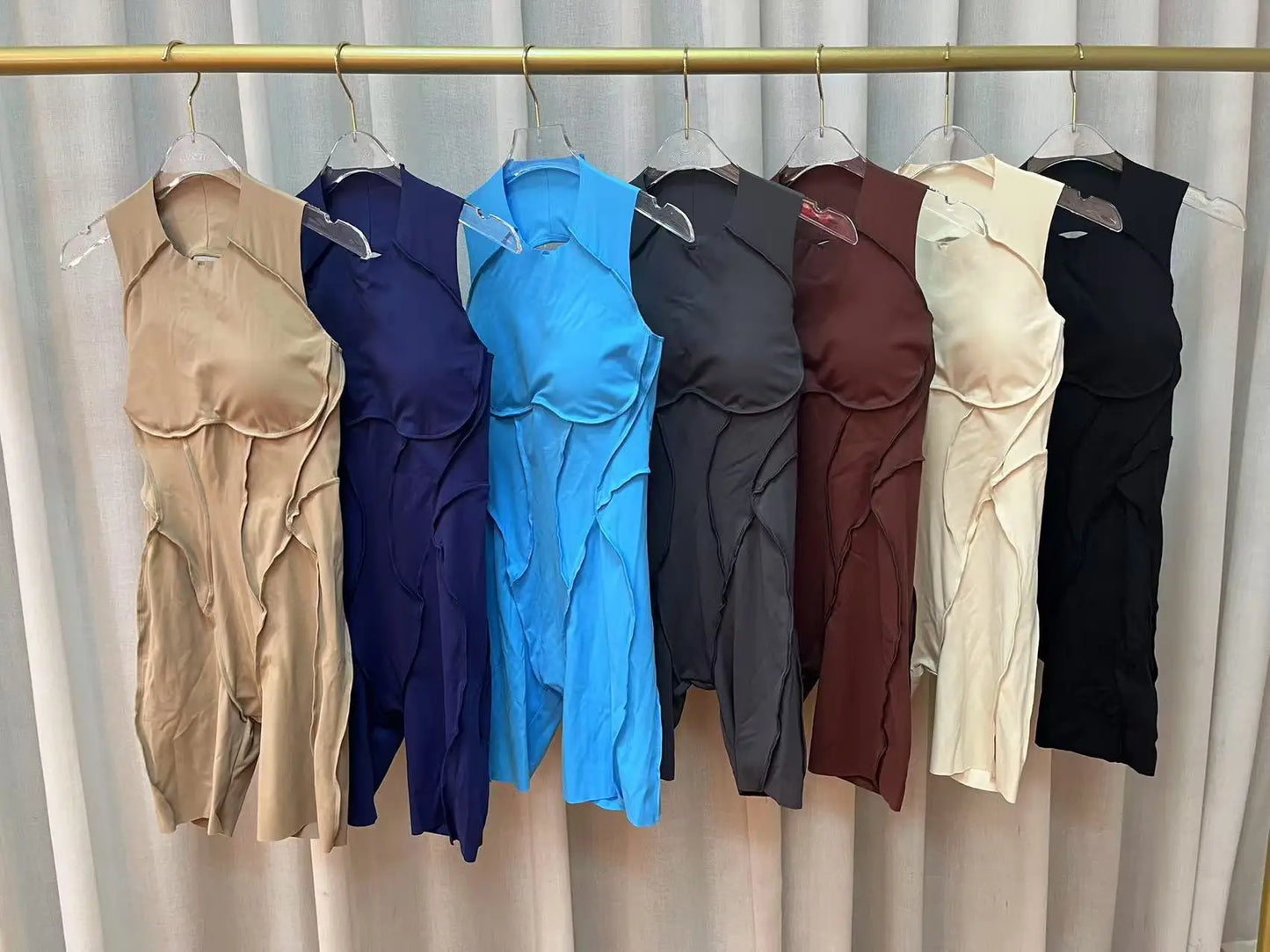 V Back Scrunch Sports Suit Women Gym