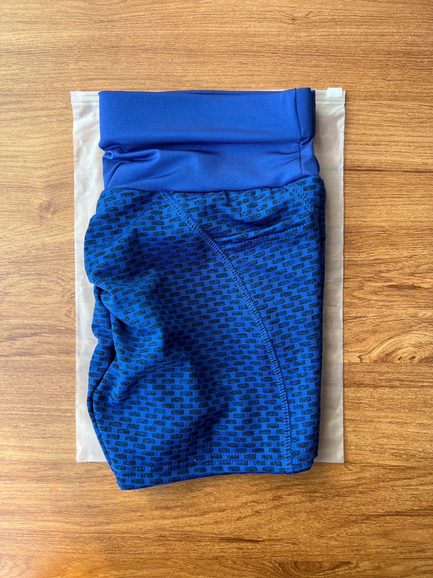 Women elasticity gym shorts with pockets hip lifting running yoga leggings short high waist Breathable quick dry sports shorts