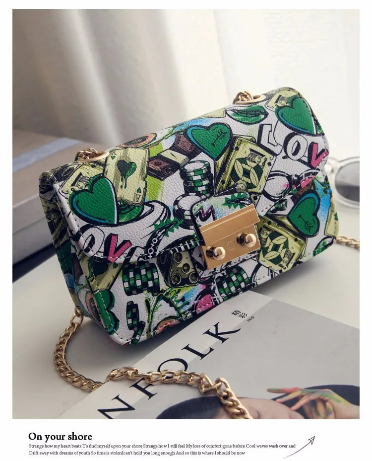 2022 New Women Bags Summer Graffiti Ladies Designer Handbags High Quality Chain Mini Bag Women Messenger Bags For Women Clutch