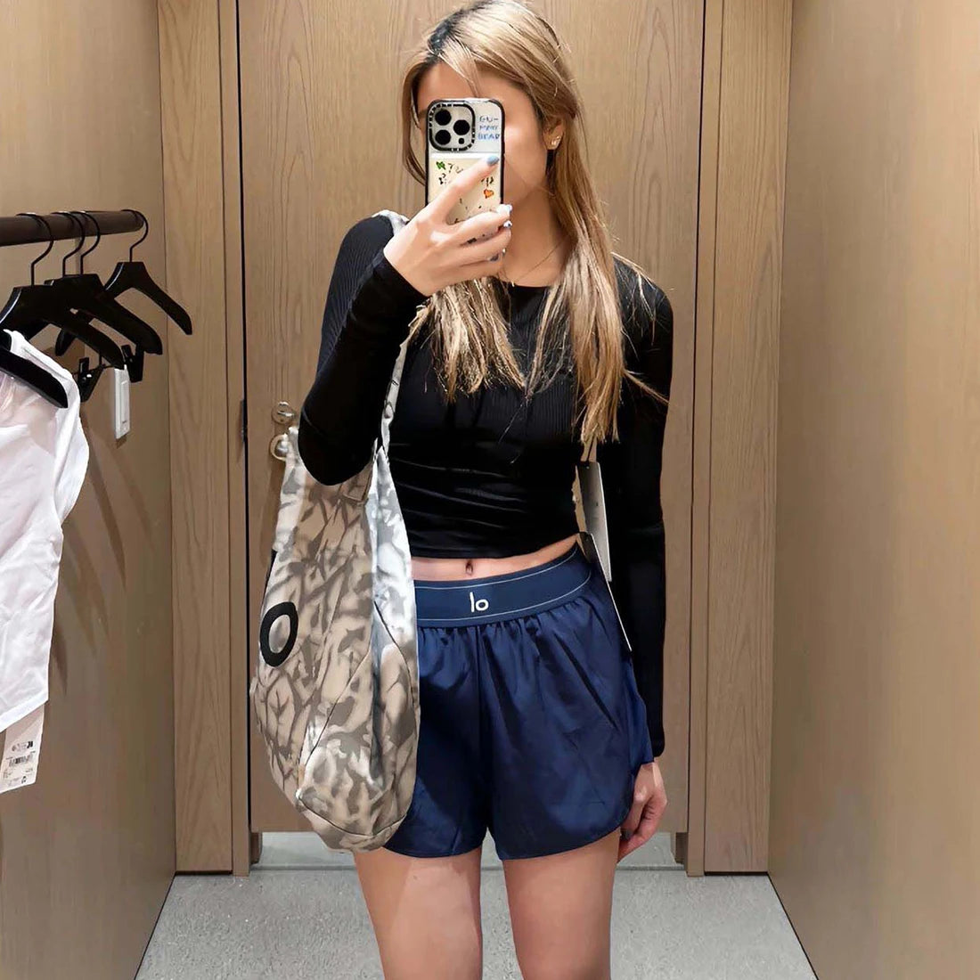 Women Athletic Shorts Quick Dry Breathable Yoga shorts Casual Running Pants Summer Comfortable Nude Feeling Anti-Shine Shorts
