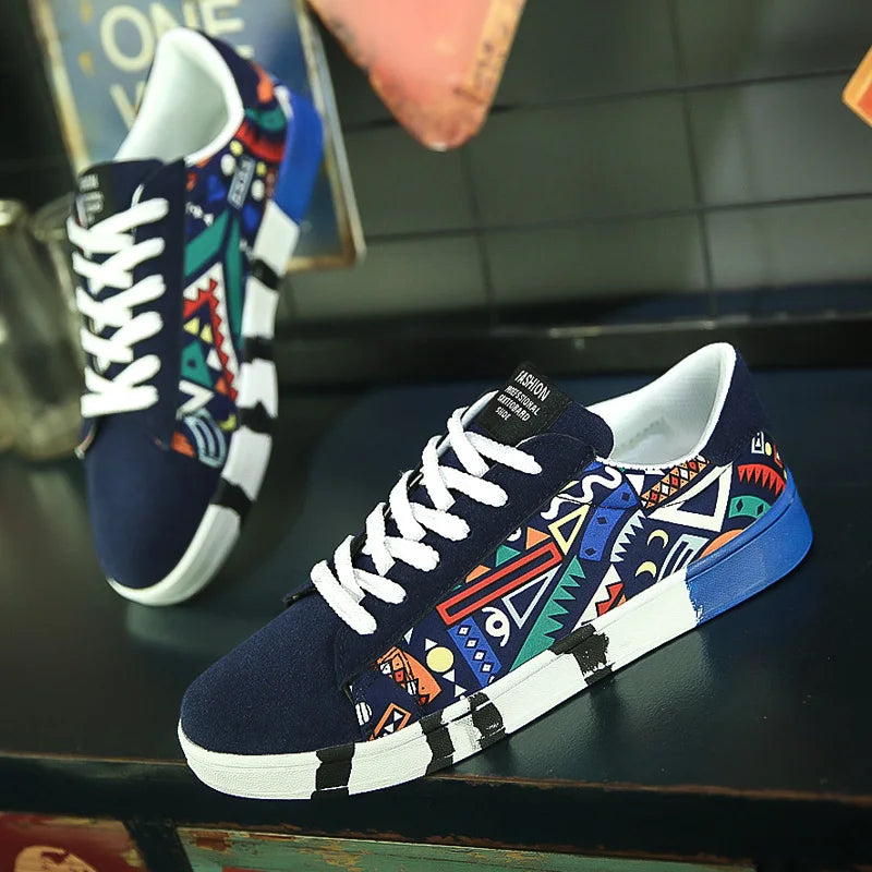 Graffiti Canvas Men's Shoes Outdoor New Men Sneakers Casual Shoes Printing Fashion Flat Vulcanized Shoes Man zapatillas hombre