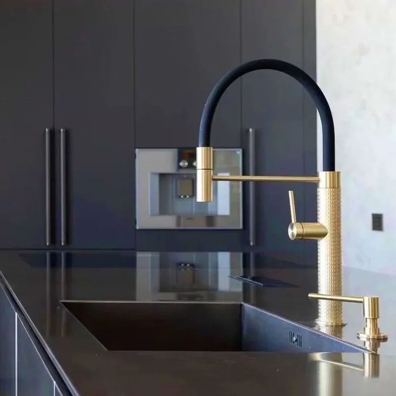 High-end Carving Body Pull Out Kitchen Faucet