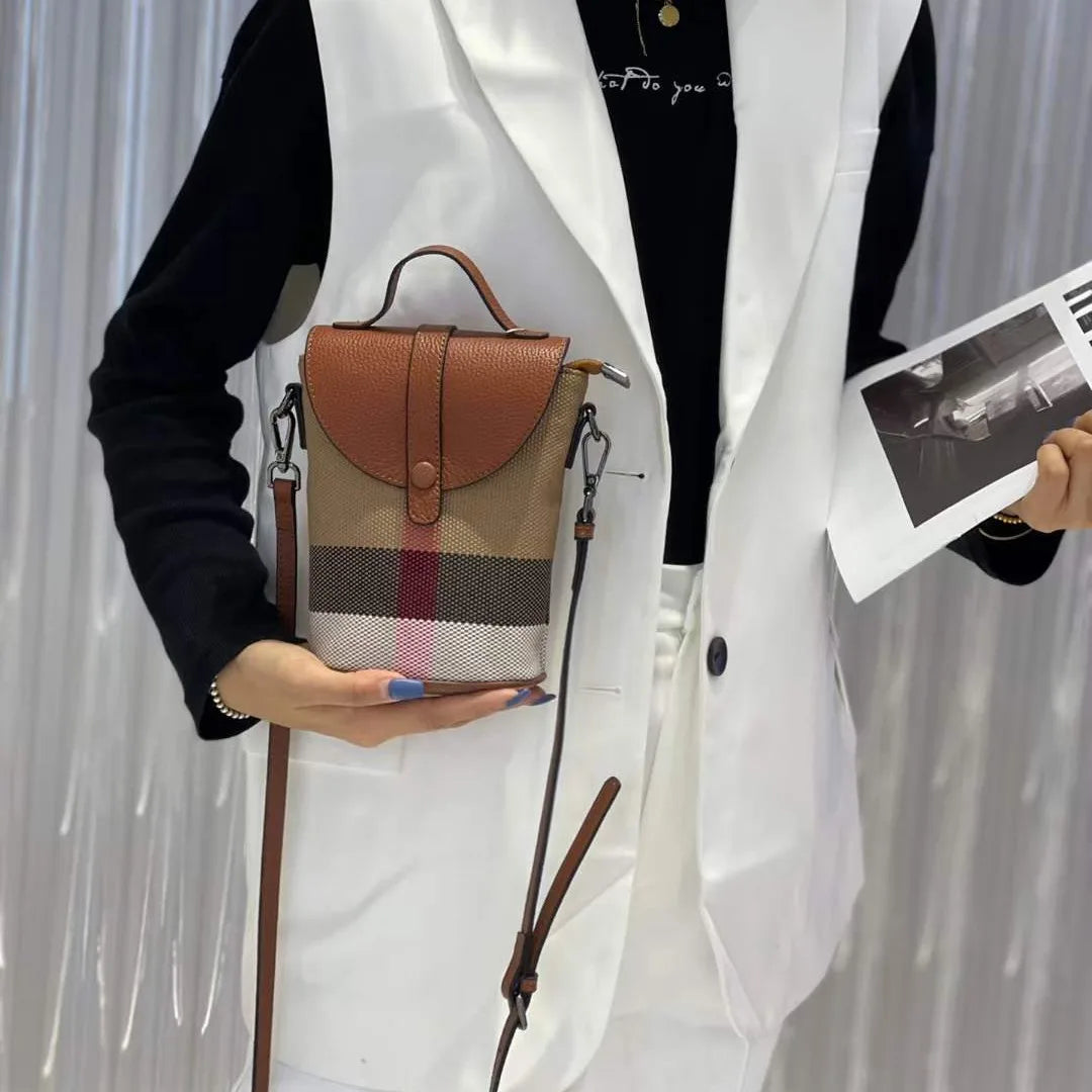 Japanese casual mini canvas women's bag with leather zipper phone bag, single shoulder diagonal cross artistic small square bag