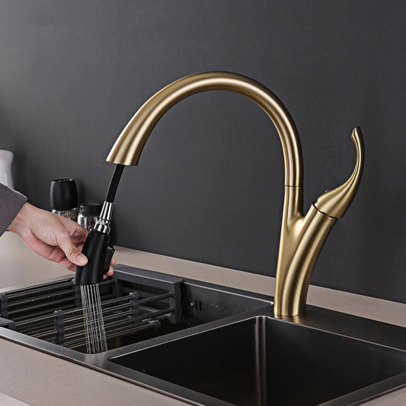 Kitchen faucet cold and hot dual function