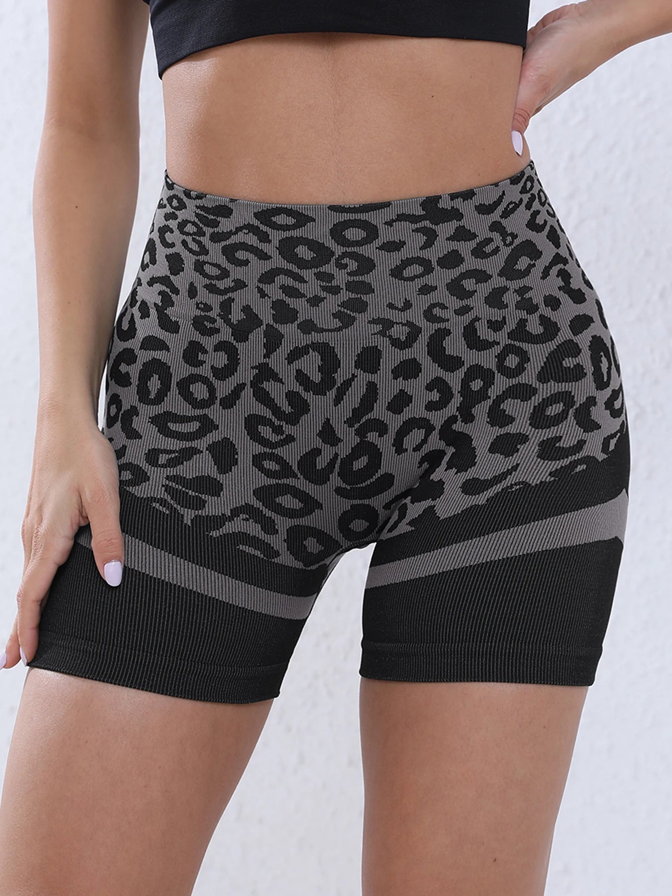 Leopard Women's Fitness Shorts Seamless Fitness Sports Yoga High Waisted Shorts